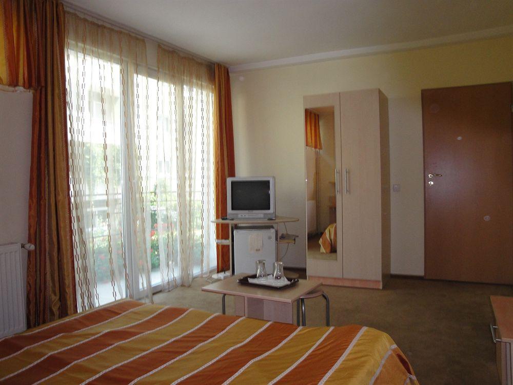 Suri Guesthouse Brașov Exterior foto